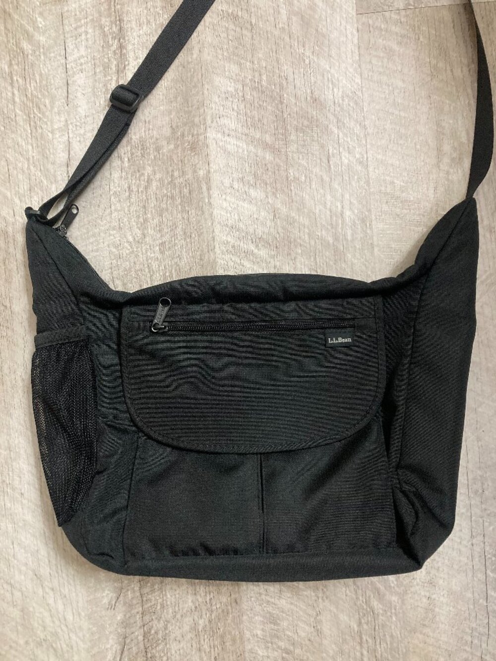LL Bean Essential Crossbody Messenger Black Bag